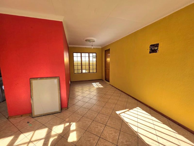 House For Sale in The Orchards - Photo 6