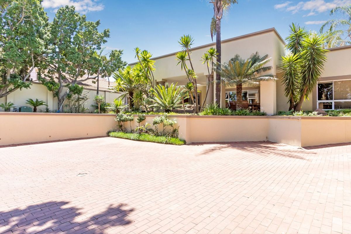 House For Sale in Morningside - Photo 4