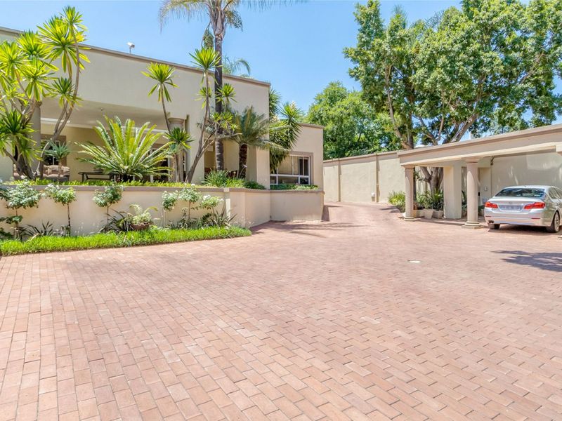 House For Sale in Morningside - Photo 3