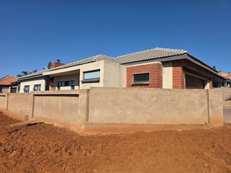 House For Sale in Amandasig - Photo 4