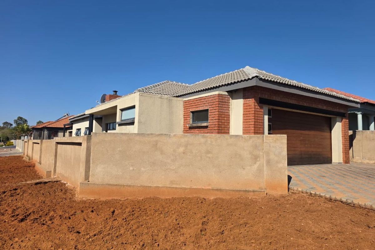 House For Sale in Amandasig - Photo 3
