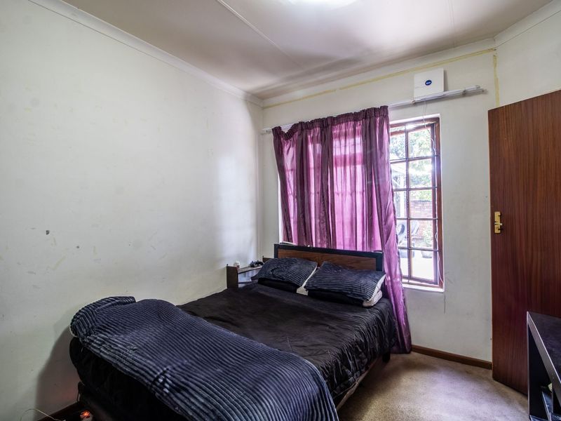 House For Sale in Garsfontein - Photo 9