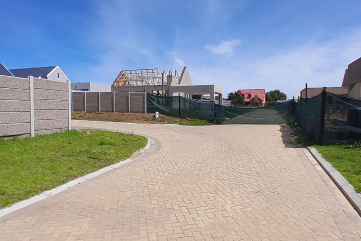 House For Sale in Pacaltsdorp - Photo 3