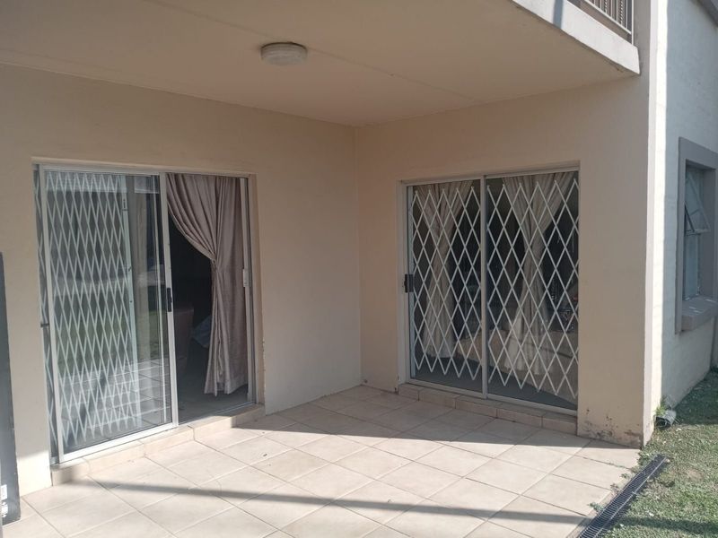 Apartment For Sale in Sundowner - Photo 6