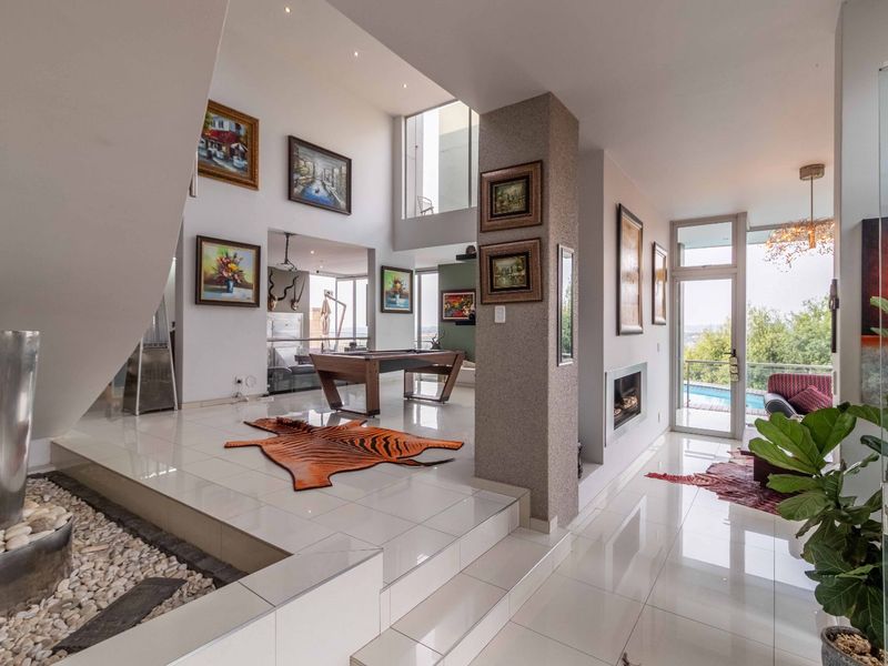 House For Sale in Featherbrooke Estate - Photo 2