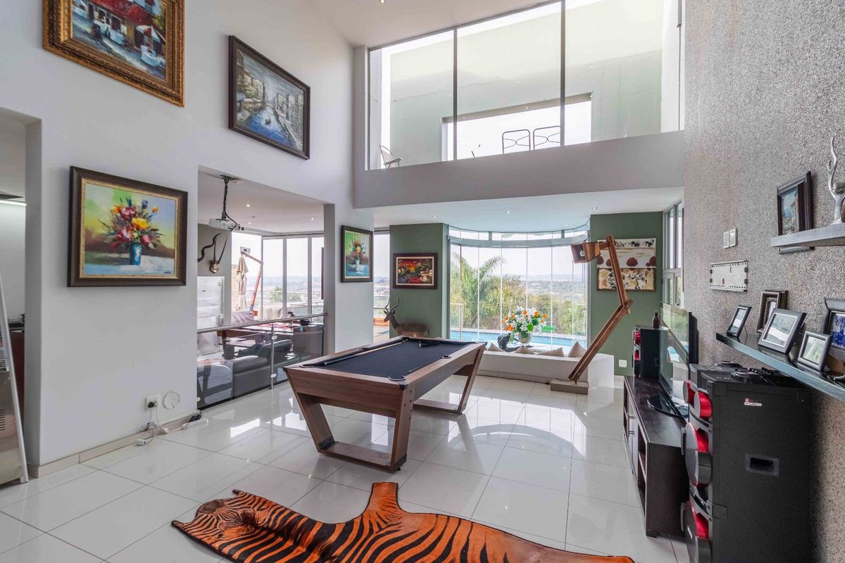 House For Sale in Featherbrooke Estate - Photo 5