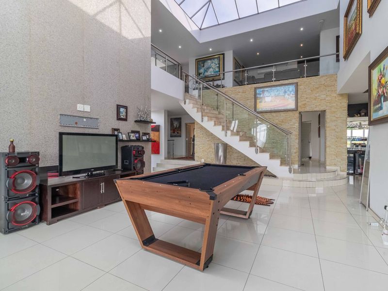 House For Sale in Featherbrooke Estate - Photo 8