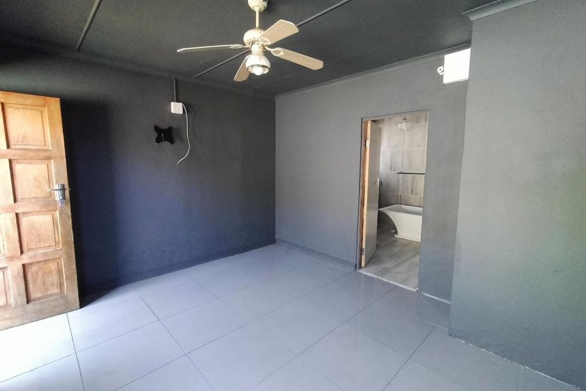 Room For Rent In Manley Road, Amalinda - Photo 4