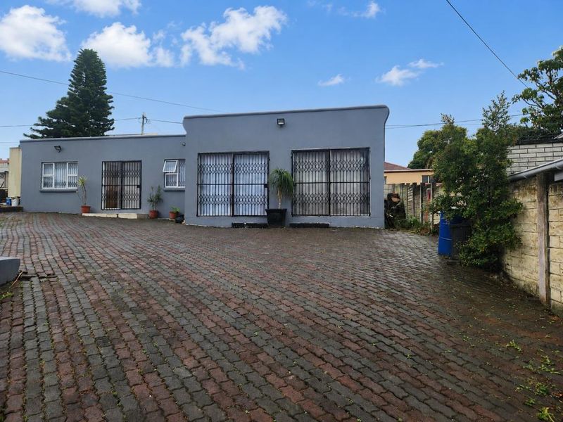 Neat Room to Rent in Manley Road, Amalinda - Photo 2