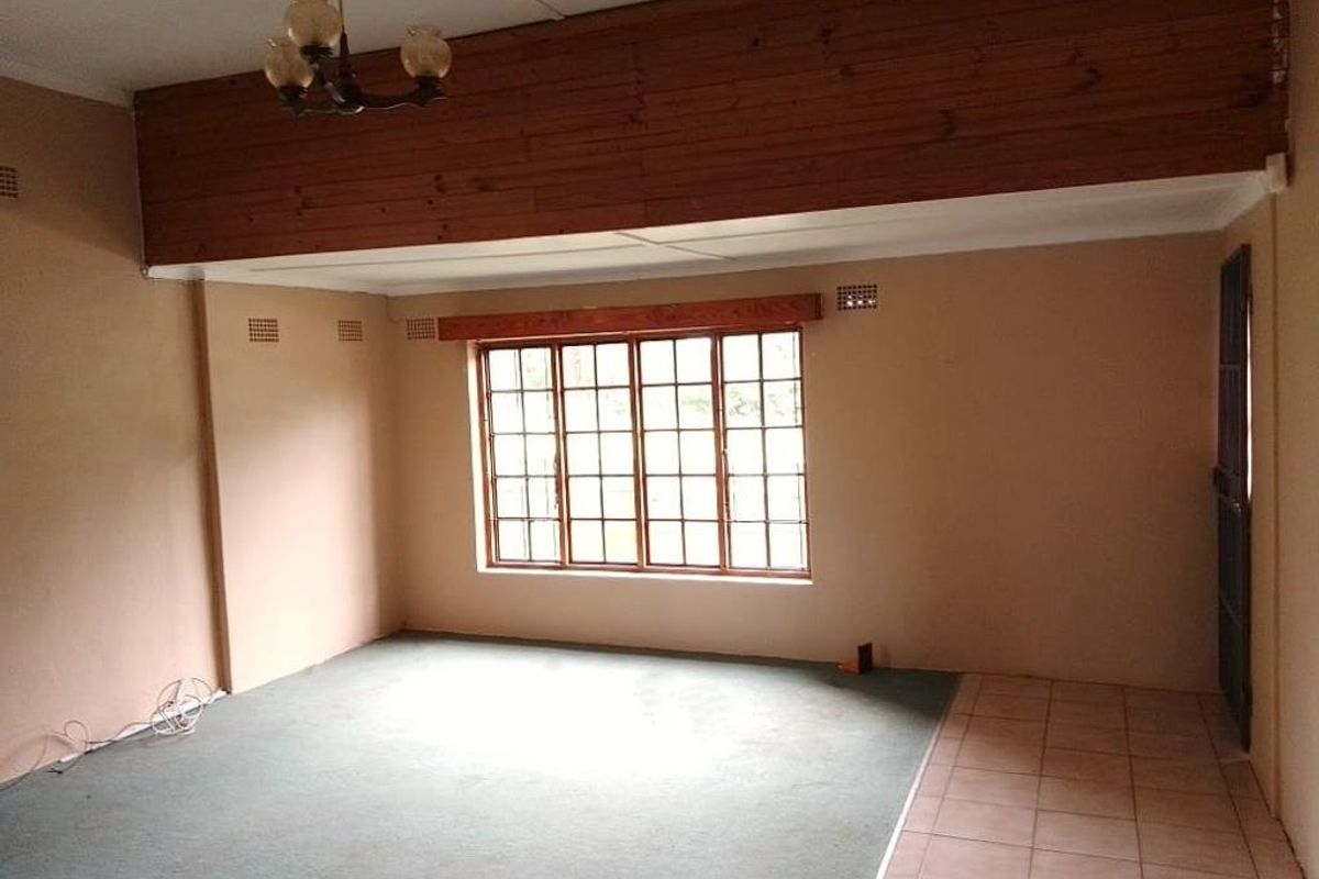 Spacious 3 bedroom house to rent in Highgate with lovely garden - Photo 4