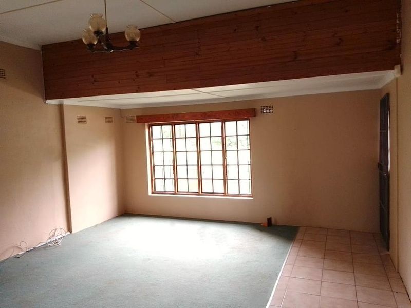 Spacious 3 bedroom house to rent in Highgate with lovely garden - Photo 4