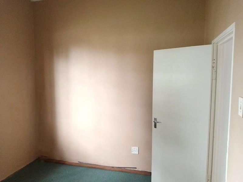 Spacious 3 bedroom house to rent in Highgate with lovely garden - Photo 9