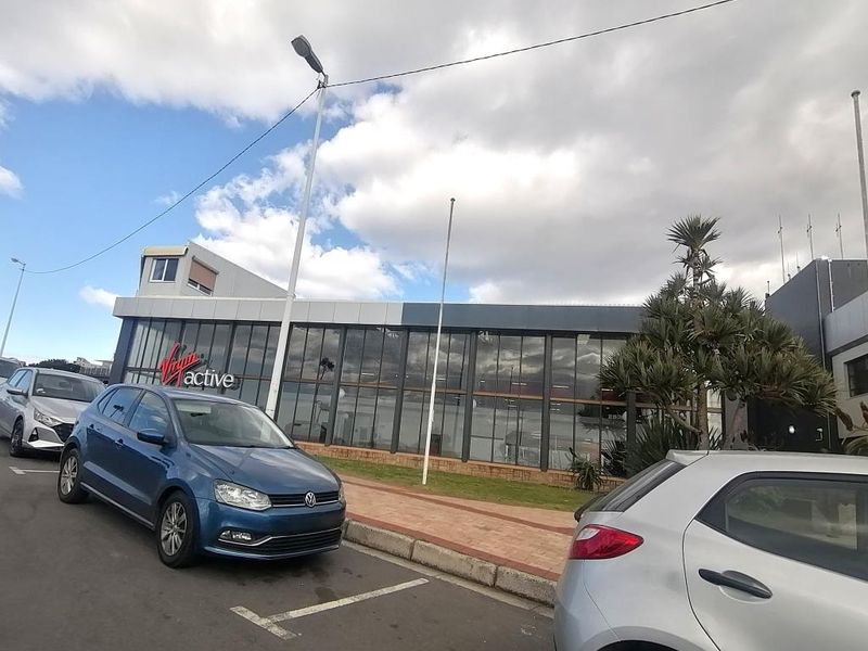 Fantastic Room to Rent in Moore Street, Quigney  - Photo 10