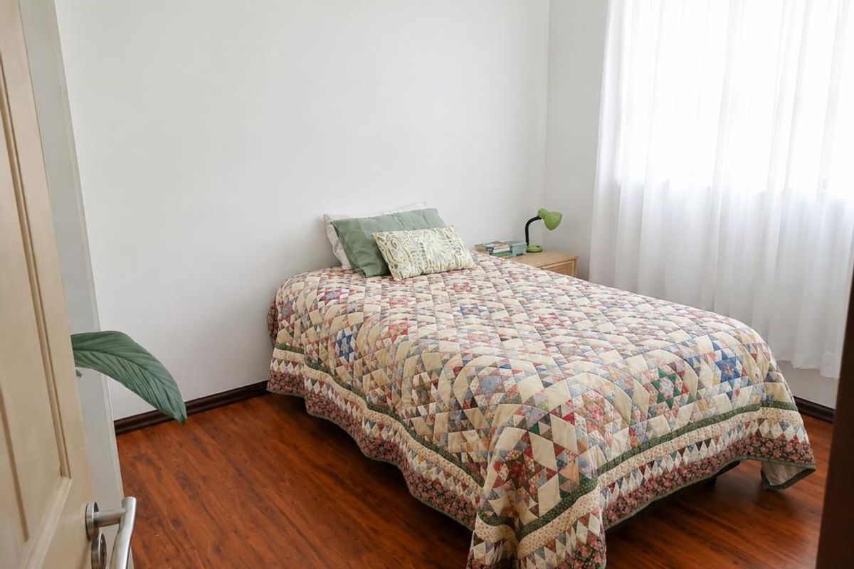 Charming 3-Bedroom Townhouse in Furstenburg Terrace, Nahoon - Photo 4