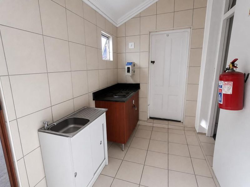 Neat room to rent in Browning Street, Quigney  - Photo 7