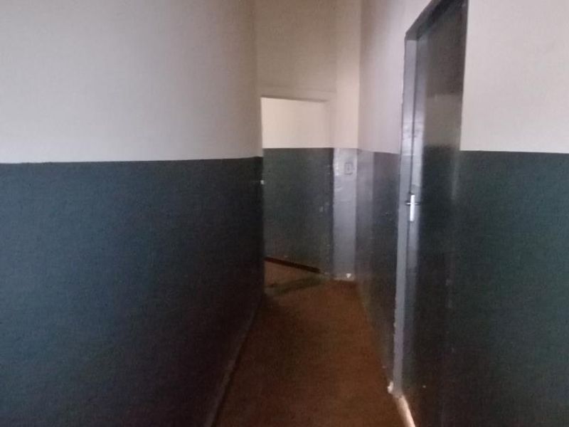 Neat Room to rent in Longfellow Street, Quigney - Photo 2