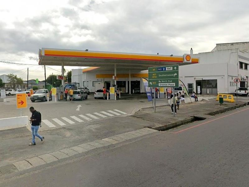 Comfortable Bachelor Flat to Rent in St Peters Road, Southernwood - Photo 9