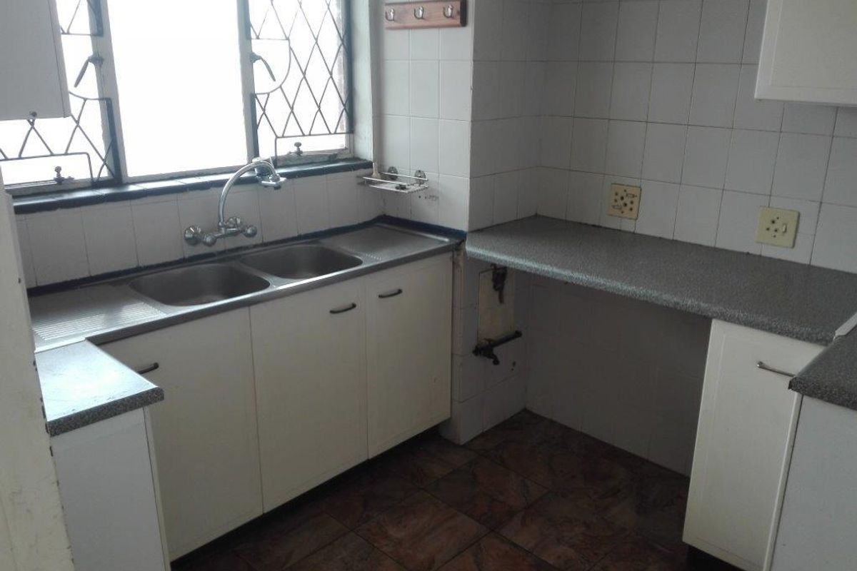 Charming 1-Bedroom Apartment in Greentrees – Prime Windermere Location - Photo 3