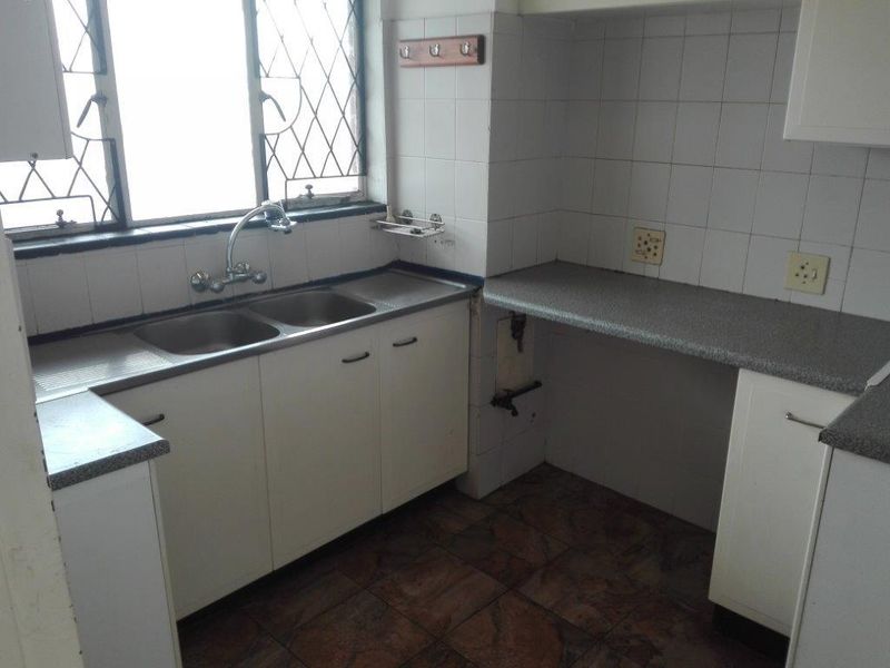 Charming 1-Bedroom Apartment in Greentrees – Prime Windermere Location - Photo 3