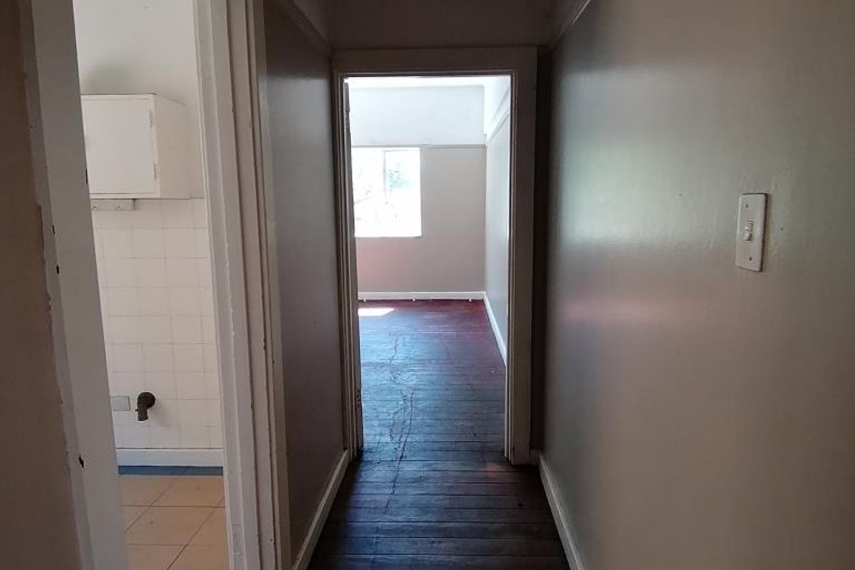 1BR Flat For Rent in Shalimar Court, Southernwood - Photo 2