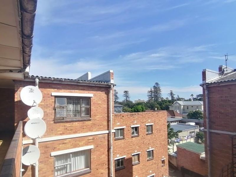 1BR Flat For Rent in Shalimar Court, Southernwood - Photo 10