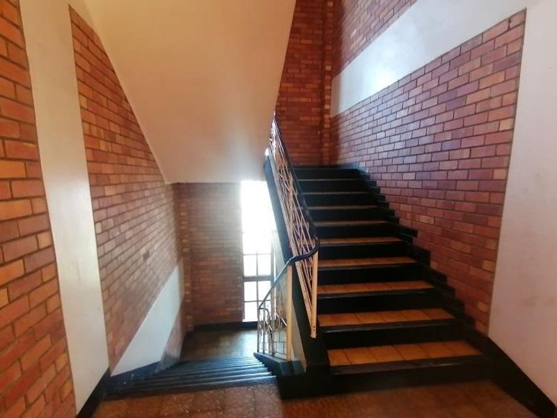 1BR Flat For Rent in Shalimar Court, Southernwood - Photo 9