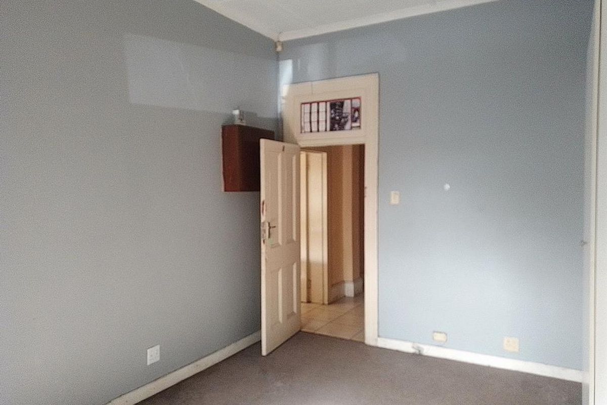 Neat room to rent in Warwick Road, Vincent  - Photo 5