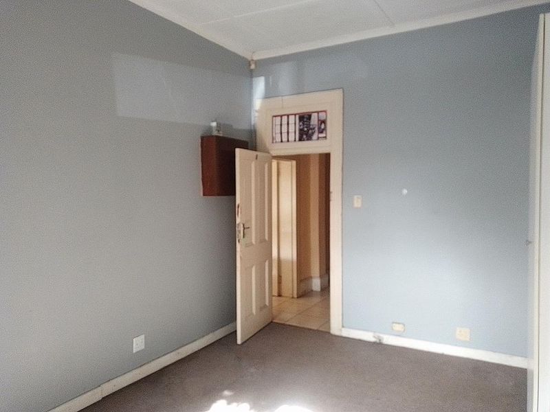 Neat room to rent in Warwick Road, Vincent  - Photo 5