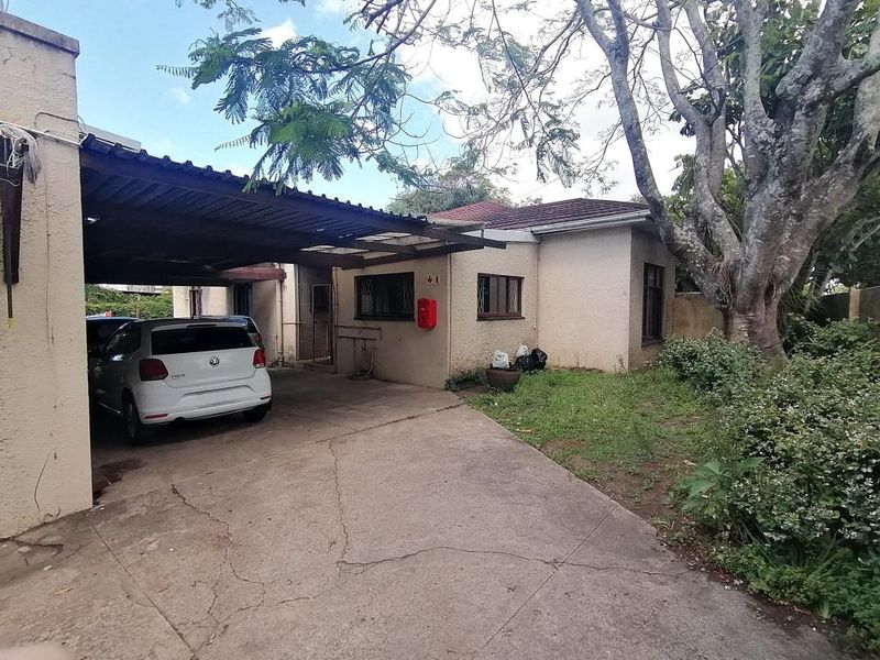 Neat room to rent in Warwick Road, Vincent  - Photo 10