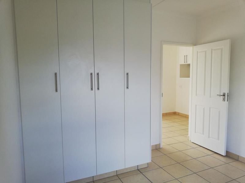 Charming one-bedroom townhouse in Skyla Place, Gonubie - Photo 5