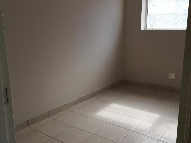 Affordable room to rent in North Street, East London Central - Photo 2
