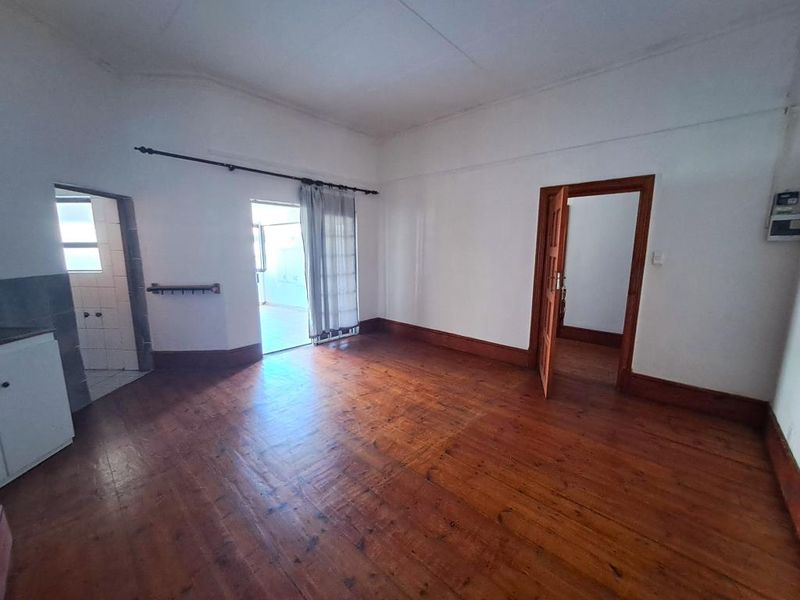 Spacious Room to Rent| Inverleith Terrace, Quigney - Photo 4