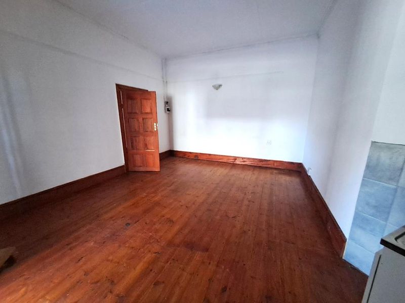 Spacious Room to Rent| Inverleith Terrace, Quigney - Photo 5