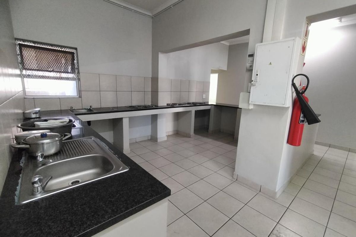 Convenient room in North Street, East London Central - Photo 4