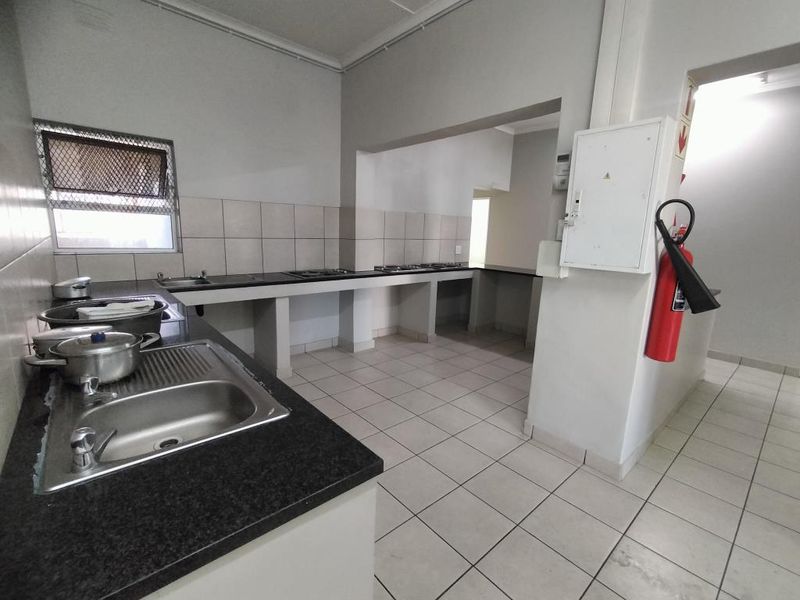 Convenient room in North Street, East London Central - Photo 4