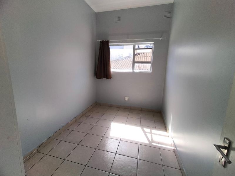 Convenient room in North Street, East London Central - Photo 1