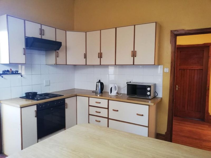 Spacious & Convenient Room Available in Inverleith Terrace, Quigney - Photo 4