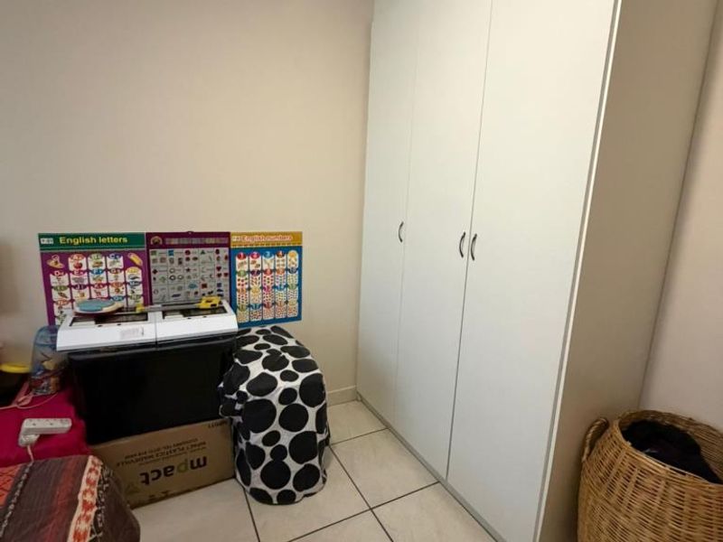 Spacious 2 Bedroom Apartment For Rent in Gonubie - Photo 6