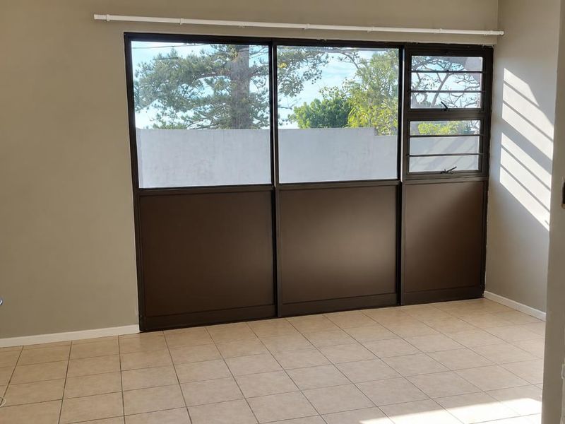 1 Bedroom Flat For Rent- Belvedere Court| Southernwood - Photo 2