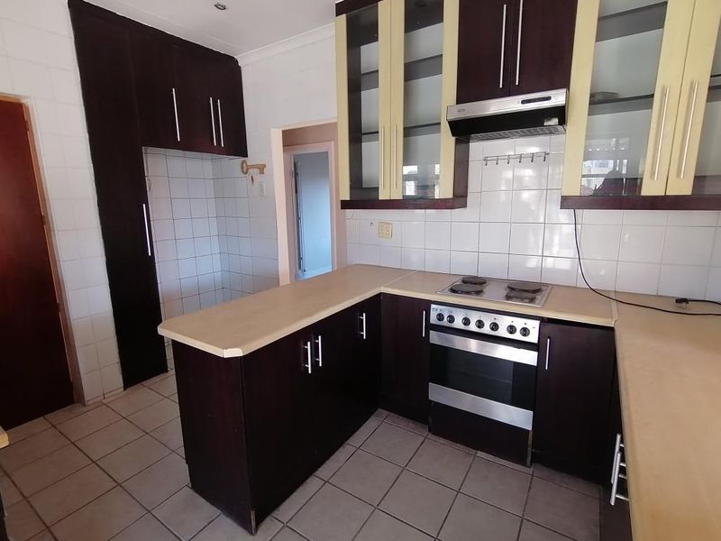 Newly Renovated 3-Bedroom Family Home for Rent in Hampstead Avenue, Greenfields - Photo 9