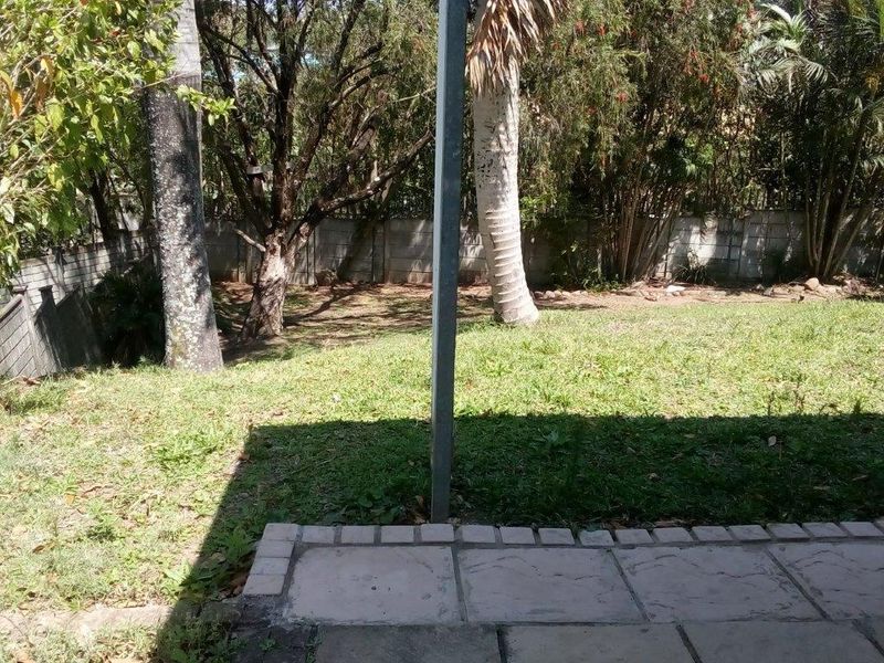 PET FRIENDLY PROPERTY IN THE HEART OF QUEENSBURGH IN DURBAN - Photo 8
