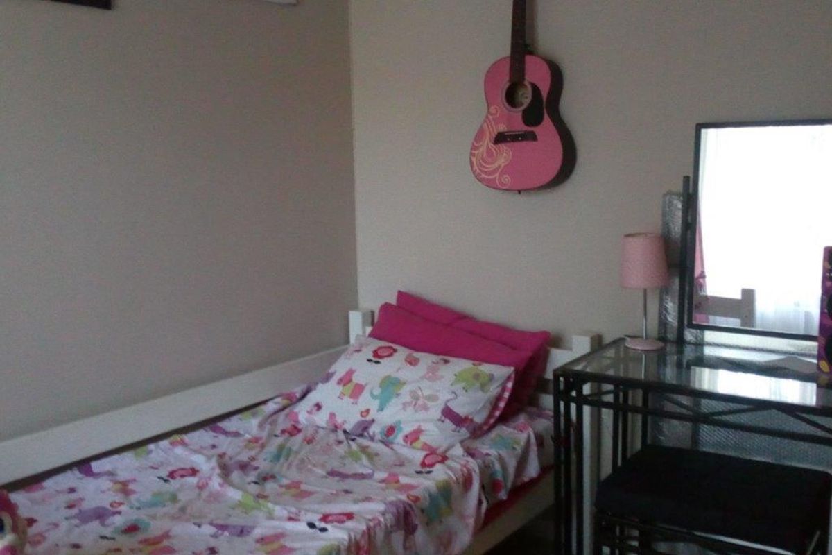 PET FRIENDLY PROPERTY IN THE HEART OF QUEENSBURGH IN DURBAN - Photo 2