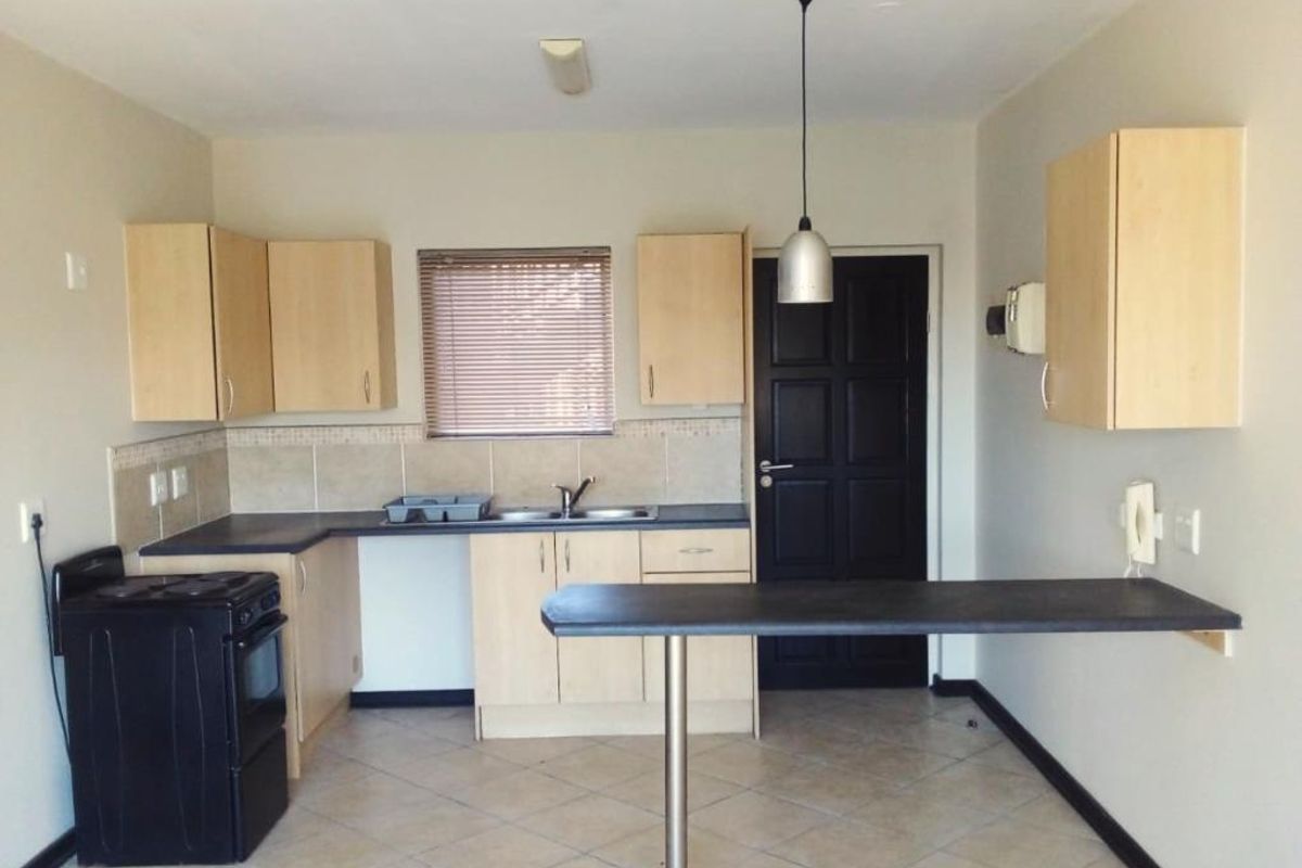 Bright & Secure 1 Bedroom Apartment For Rent| Kenwick Close| Braelyn - Photo 5