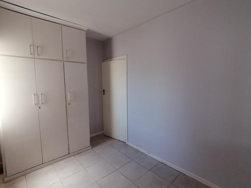 Renovated 2 Bedroom Flat in Colin Court, Berea - Photo 9