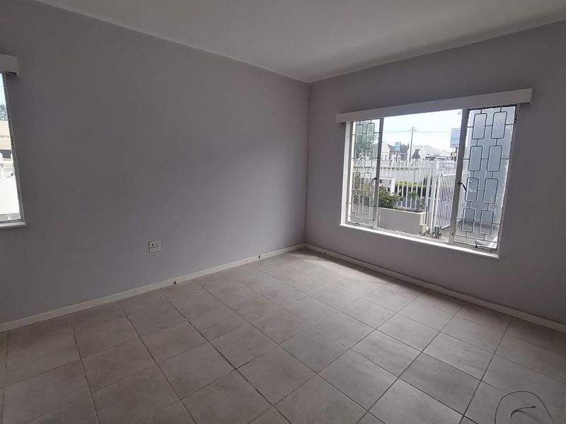 Renovated 2 Bedroom Flat in Colin Court, Berea - Photo 6