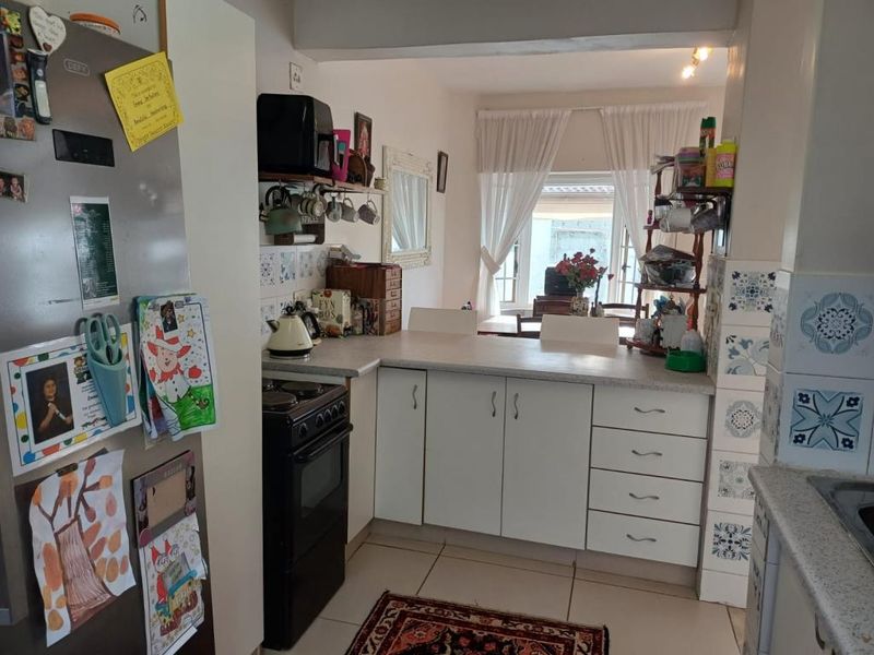 Well-maintained three-bedroom duplex in Village Glen, Bonza Bay - Photo 7