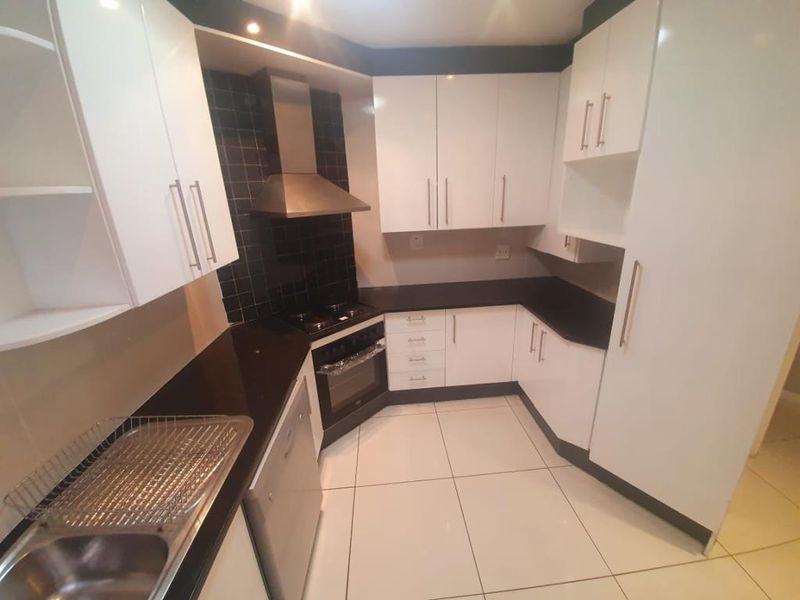 Incredible three-bedroom house in Baysville Mews, Baysville - Photo 7