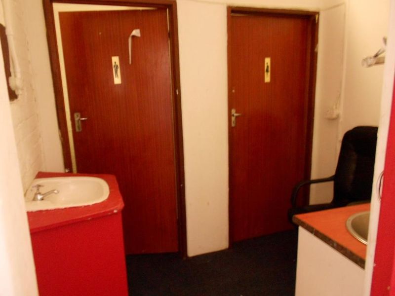 Offices to let – Upper Oxford Street - Photo 10