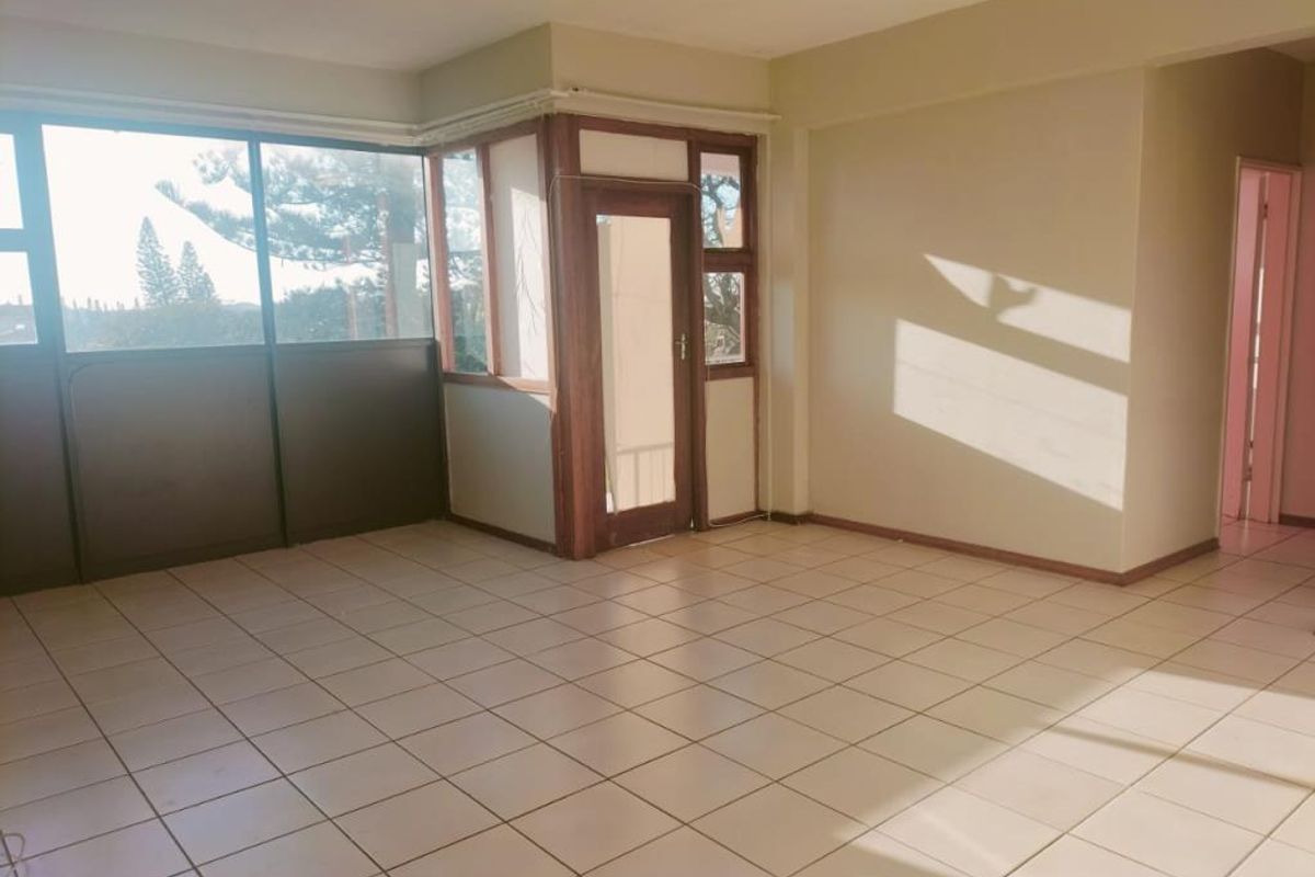 Limited Offer: One Bedroom Flat for Rent in Belvedere Court, Southernwood - Photo 2