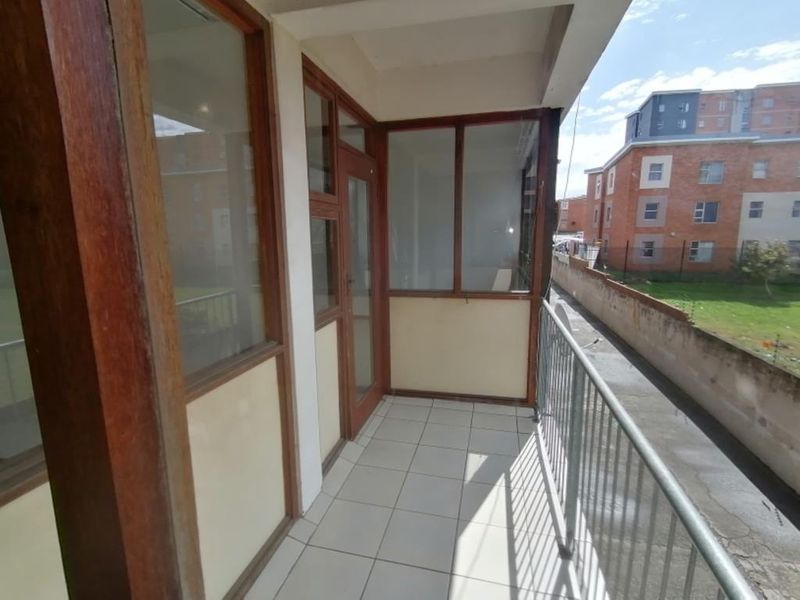 Limited Offer: One Bedroom Flat for Rent in Belvedere Court, Southernwood - Photo 10